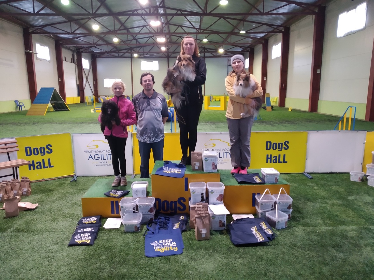 DogS HaLL  поздравляет призеров и победителей квалификационных соревнований по аджилити!